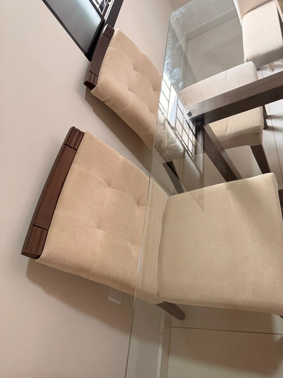 Vendo Jogo de Jantar com 6 Cadeiras - Foto 2