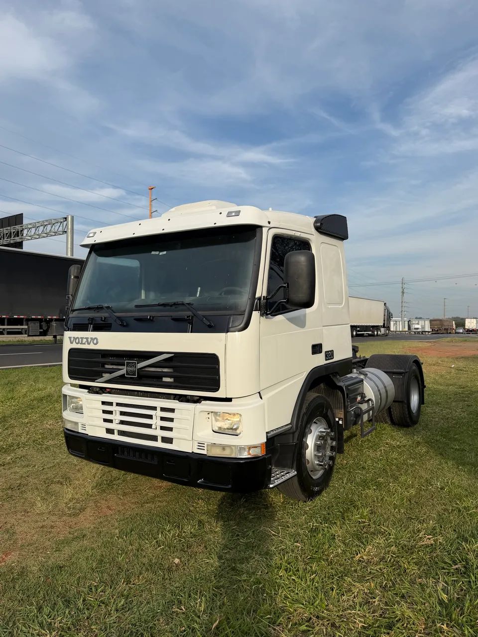 Volvo FM 320 4x2 2001 - Foto 2