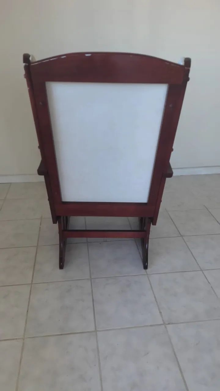 CADEIRA DE BALANÇO