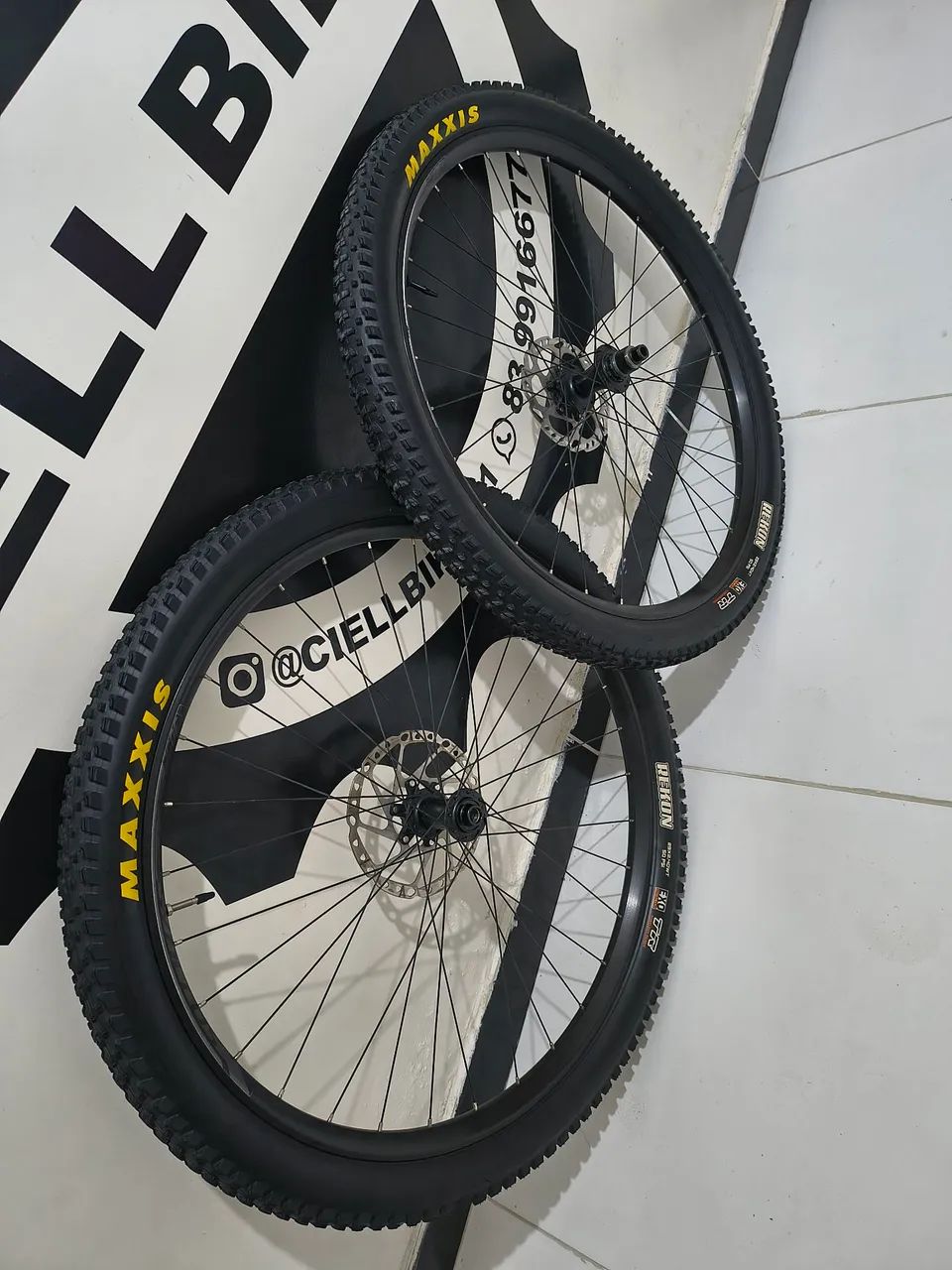 Vendo par de rodas SYNCROS completa com pneus maxxis já com tubeless  - Foto 4