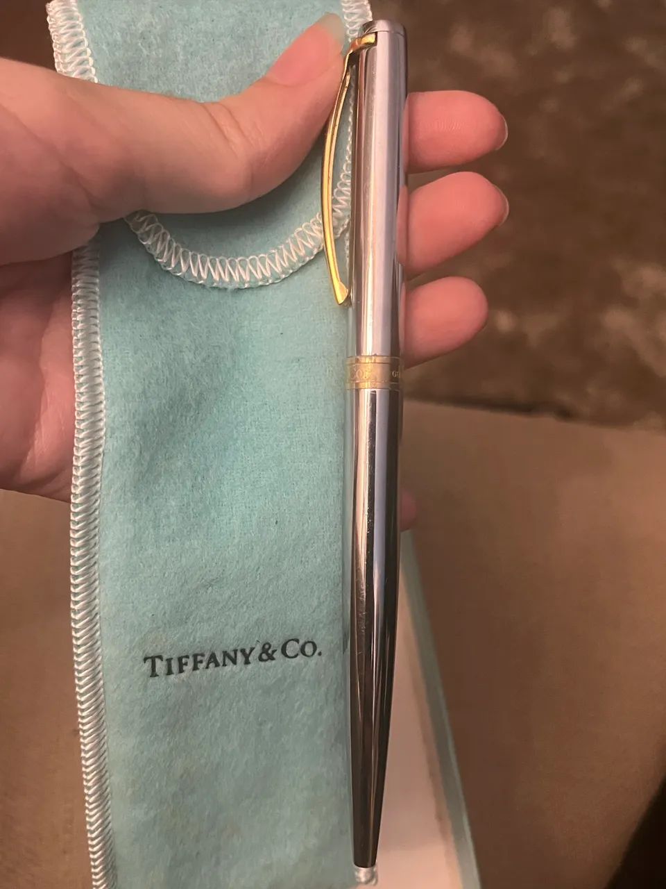 Caneta thifanny original com caixa e saquinho originais em bom estado com pequenos riscos  - Foto 3