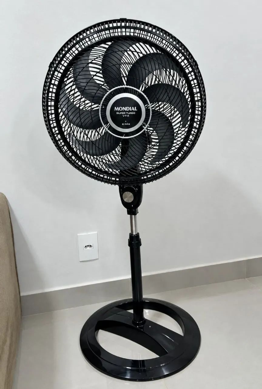 Ventilador Vertical Mondial
