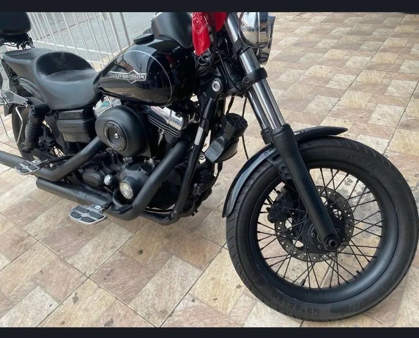 Harley Davidson Dyna  - Foto 3