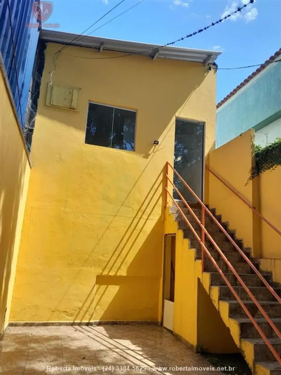 Oportunidade de casa mobiliada, no bairro Manejo!