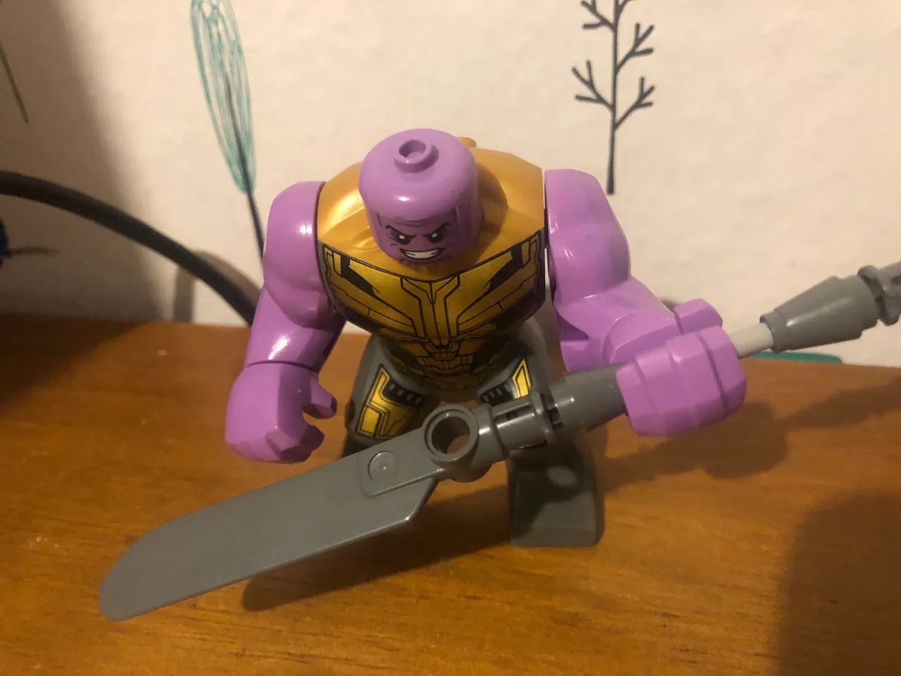 Big Figure Lego Original Thanos com Espada 76192 - Foto 2