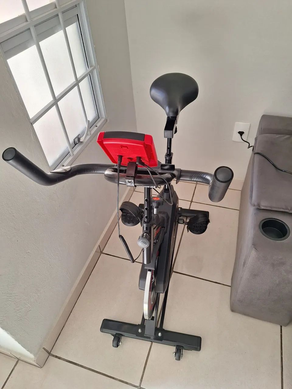 Bicicleta Ergométrica Vertical para Uso Residencial - Foto 2