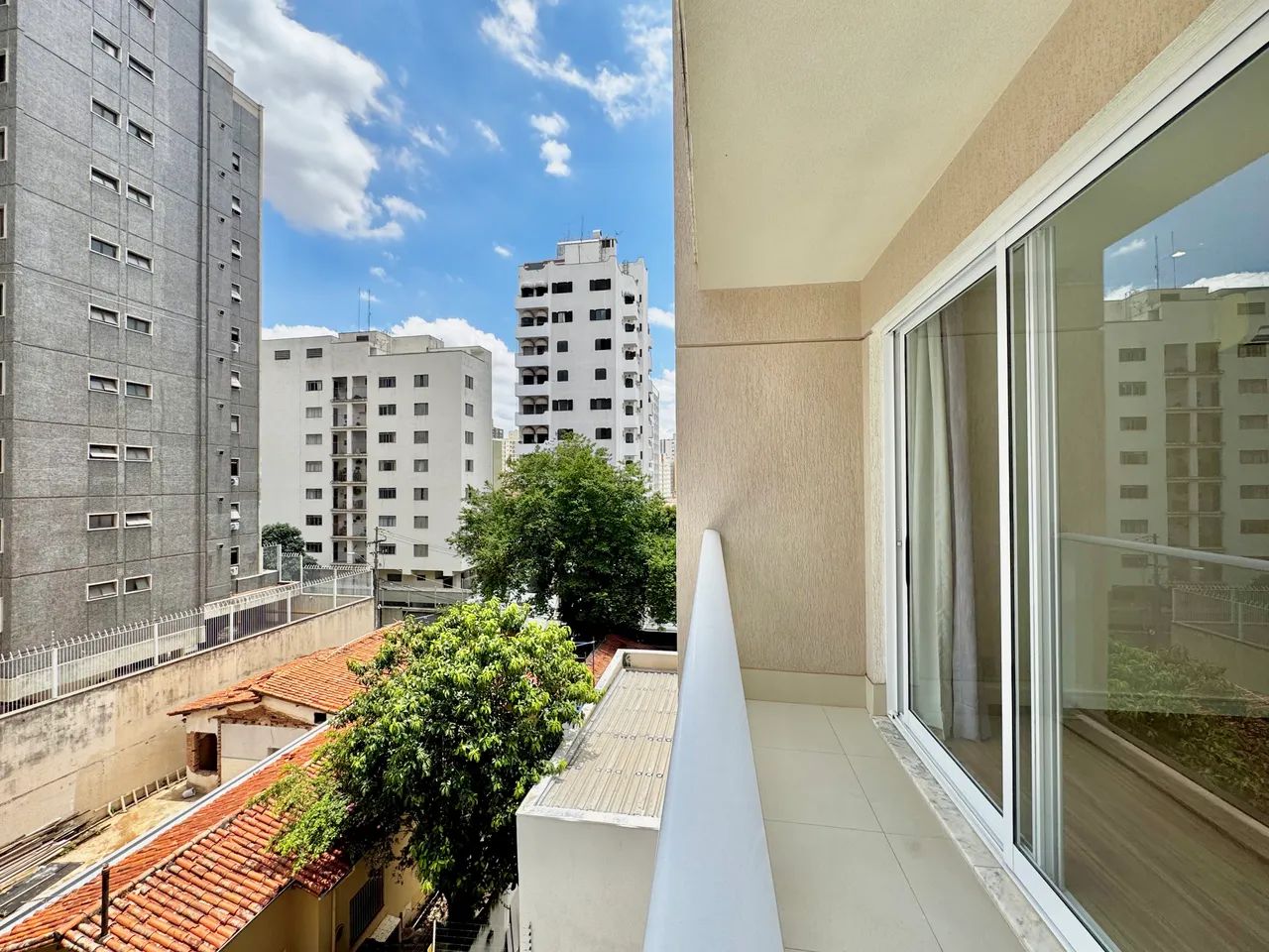 Apartamento para alugar com 2 quartos, 76 m² - Cambuí - Foto 4