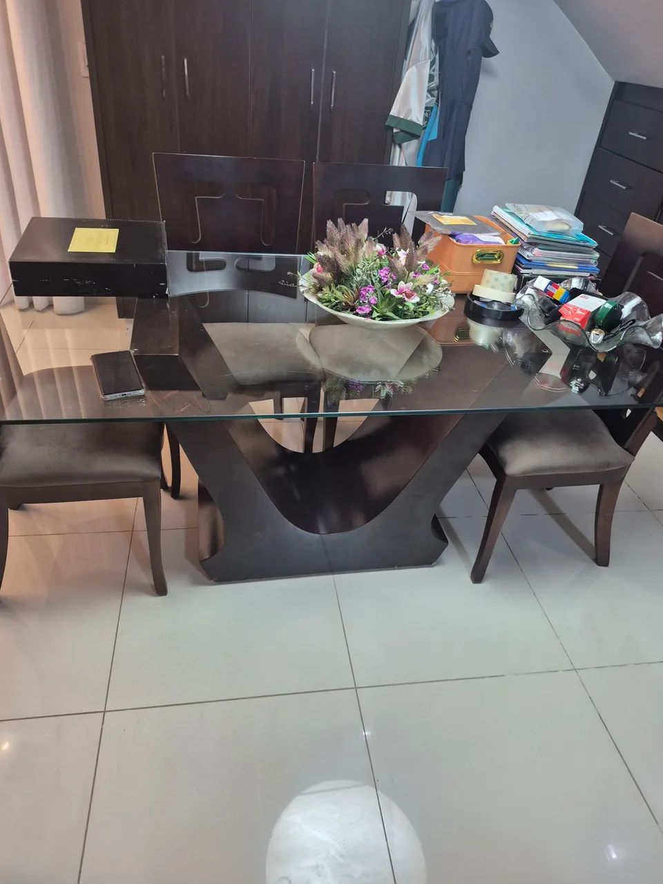 Mesa com tampo de vidro sem cadeira - Foto 2