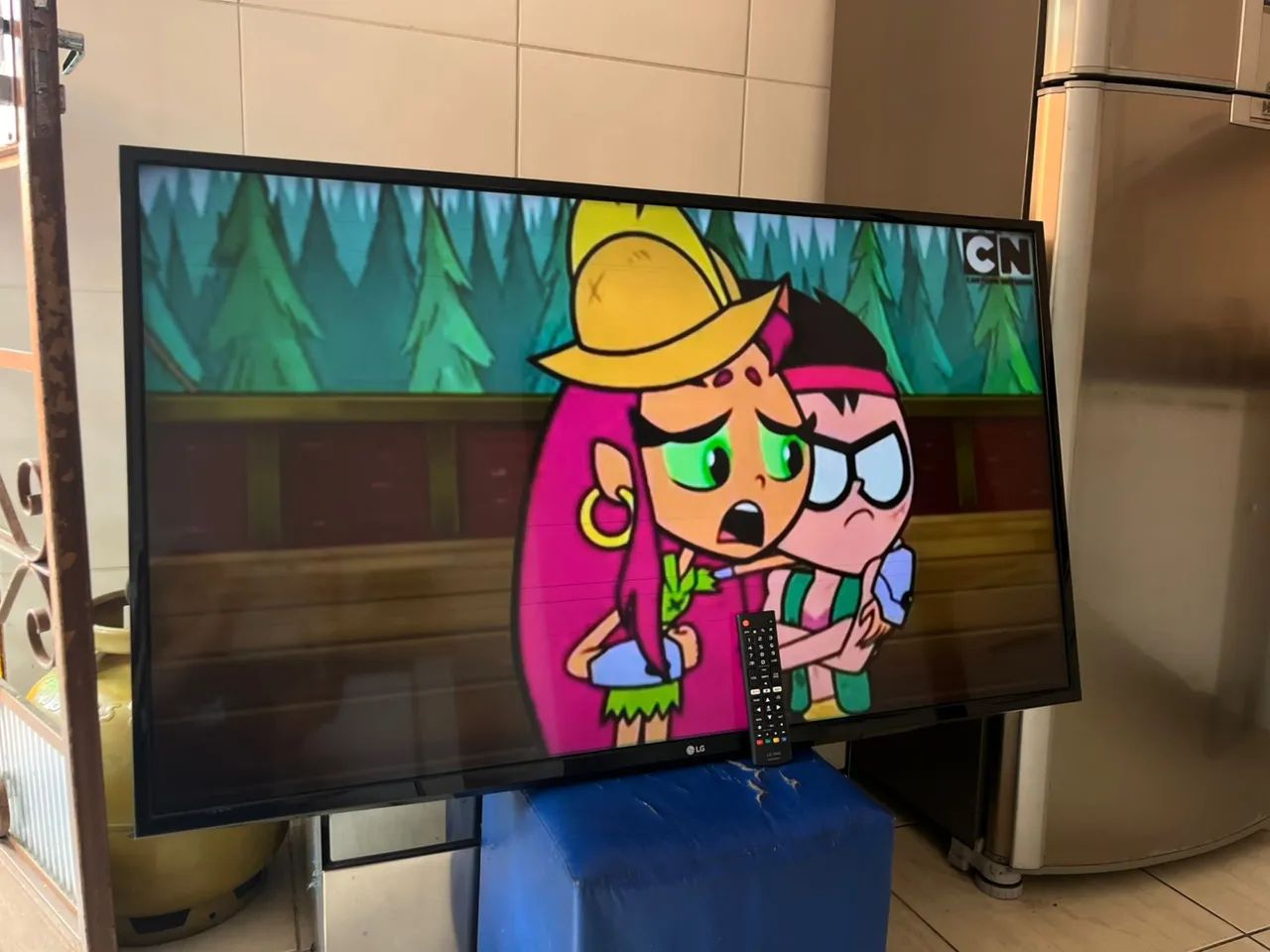 Tv smart 50 polegadas - Foto 4