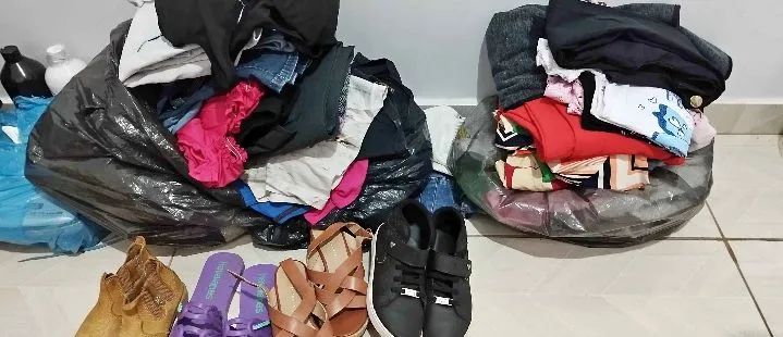 Saco de roupa para brechó - Foto 4
