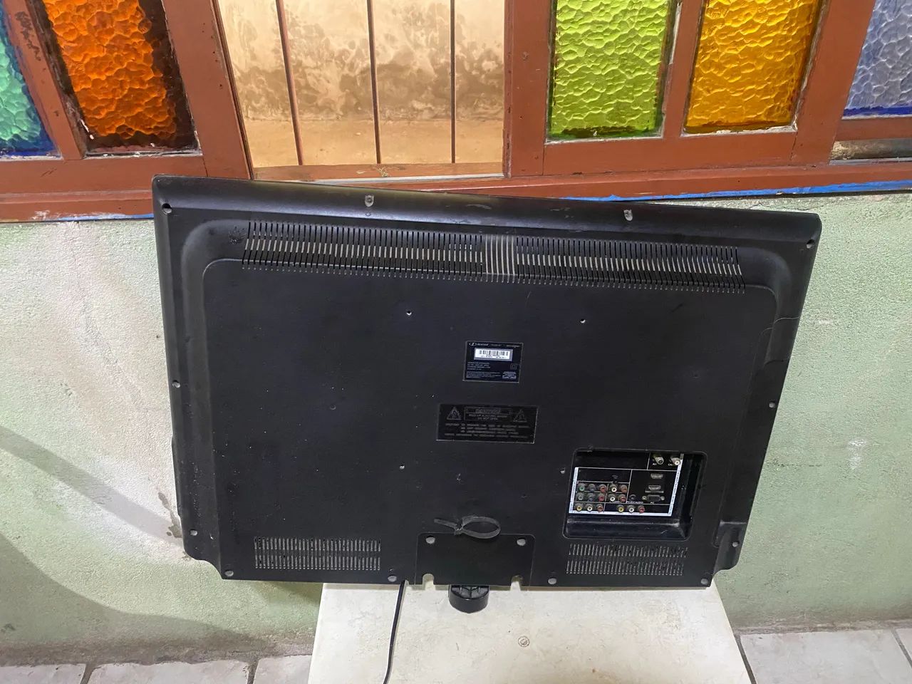 Vendo 2 TVs 32 polegadas. - Foto 2