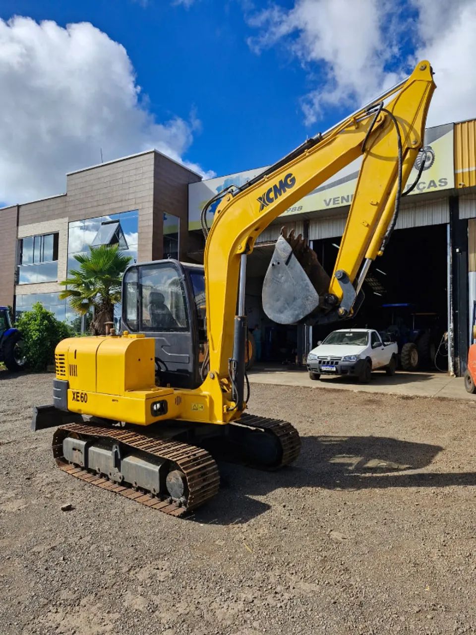 Mini Escavadeira XCMG XE60 ano 2018 com 7200 horas - Foto 5