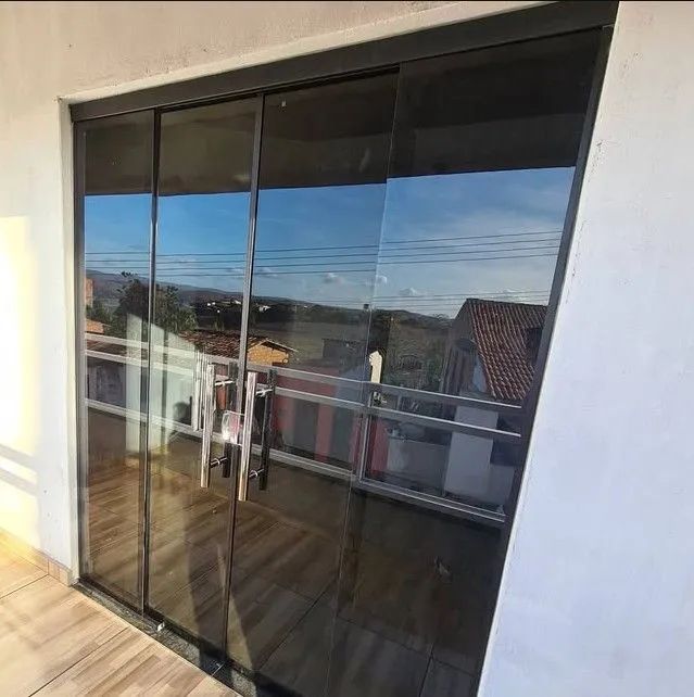 Blind doors and blind windows64993890007170122