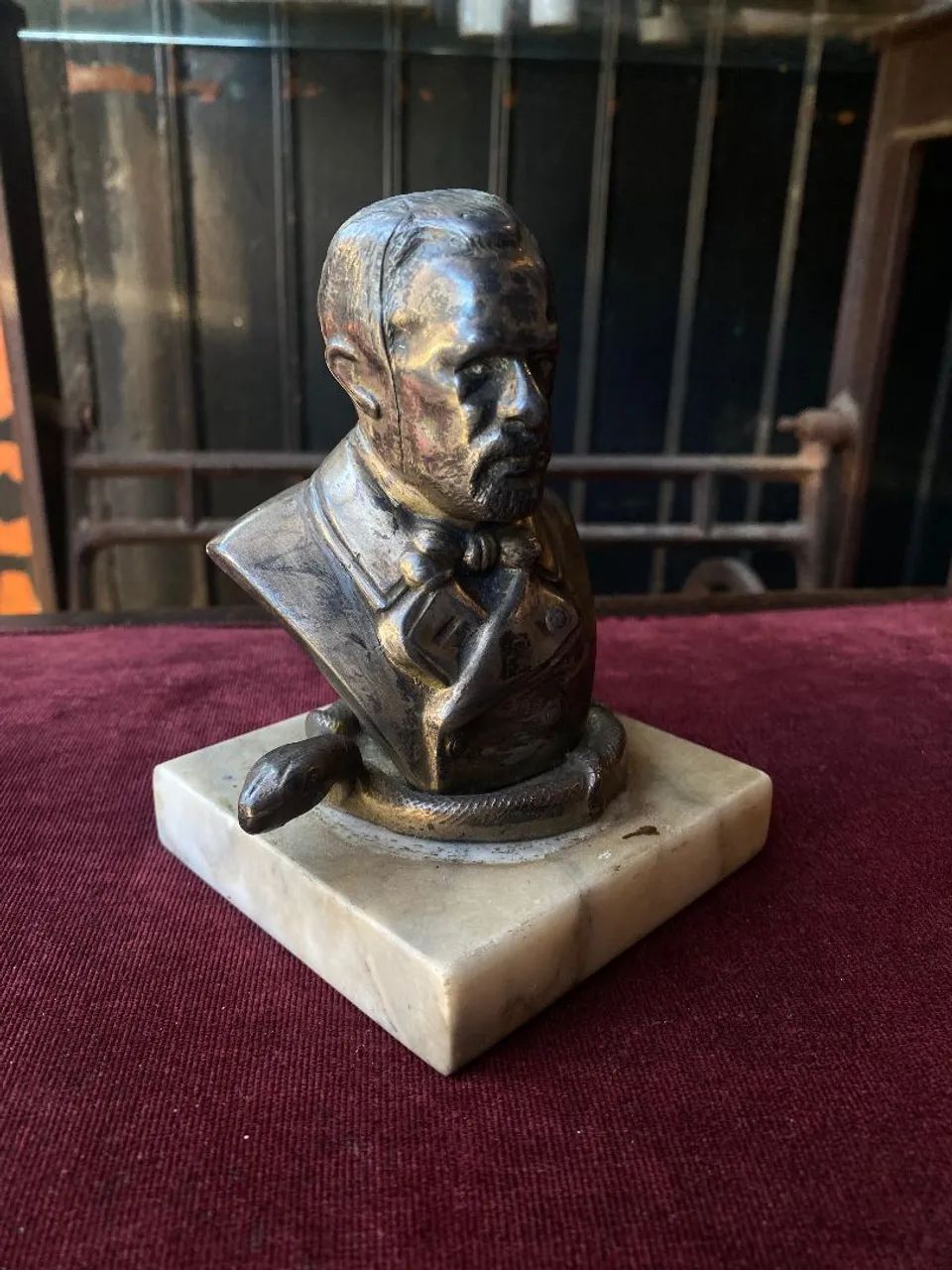 Antigo busto cientista francês Louis Pasteur   (ref:213) - Foto 2