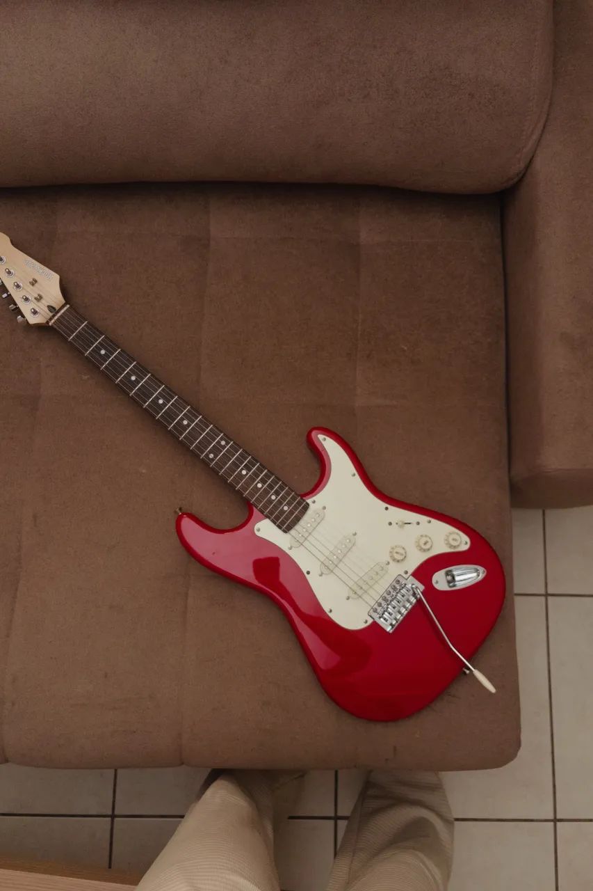 Guitarra Stratocaster nova