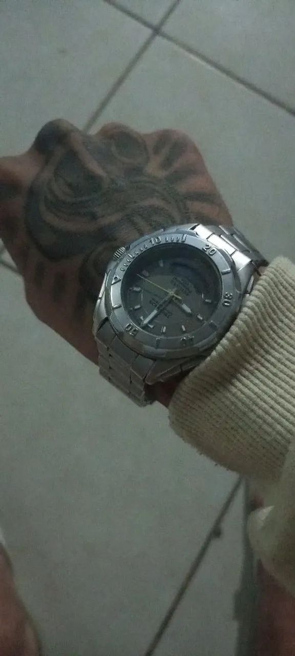 Technos Skydiver Original - Prata 50M, R$ 250 - SJC - Pix