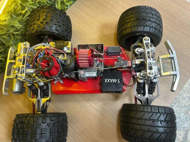 Traxxas T-Maxx 3.3 TSM Nitro 95% em alumínios - Foto 3