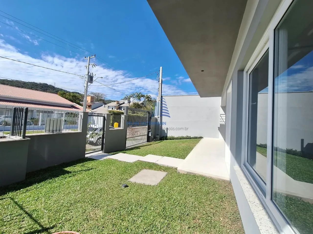 Vendo NOVA: 3 Suítes à Venda no Santa Mônica  Florianópolis - Foto 2
