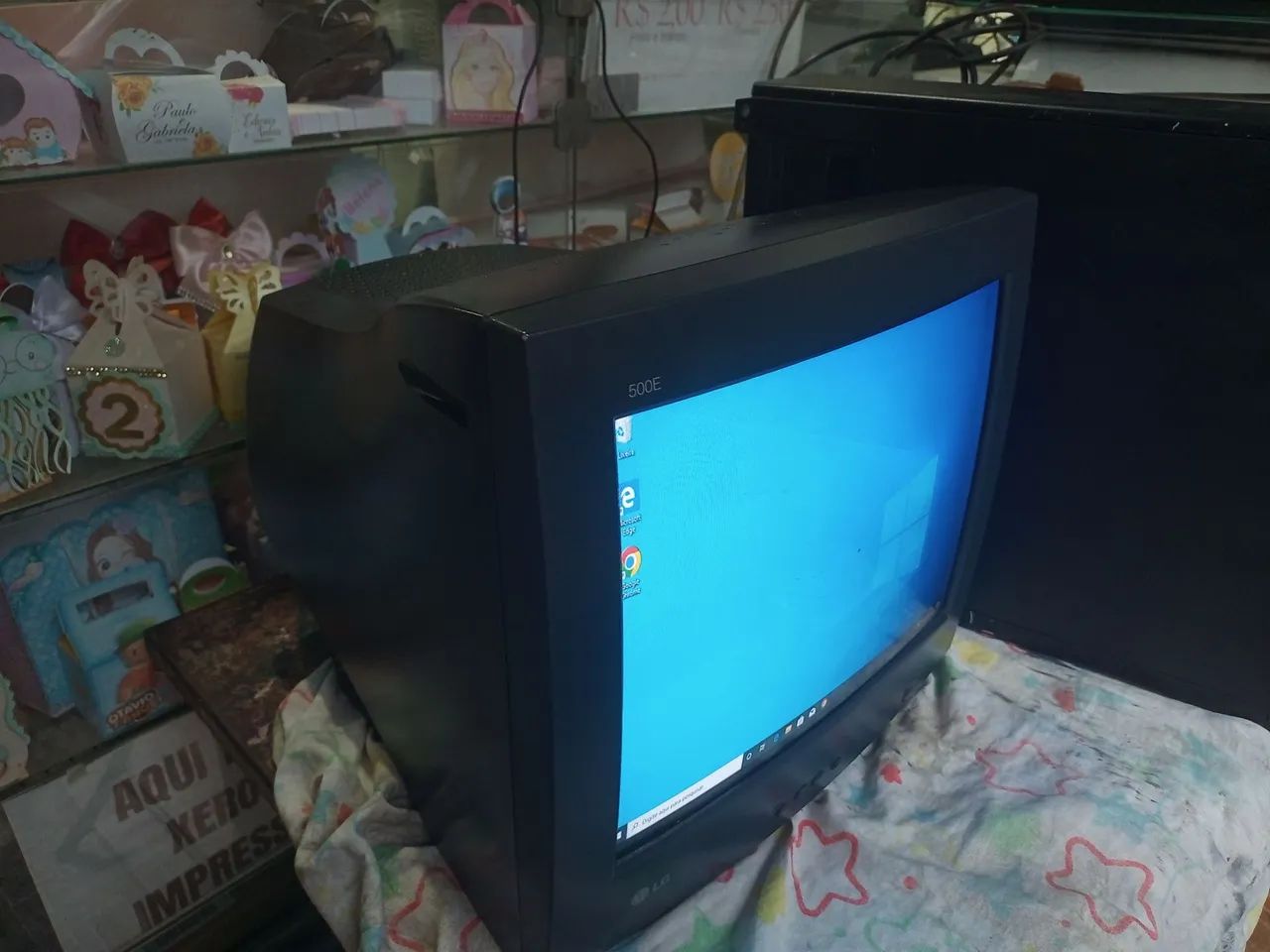 Monitor CRT LG 15 polegadas (leia o anúncio) - Foto 2