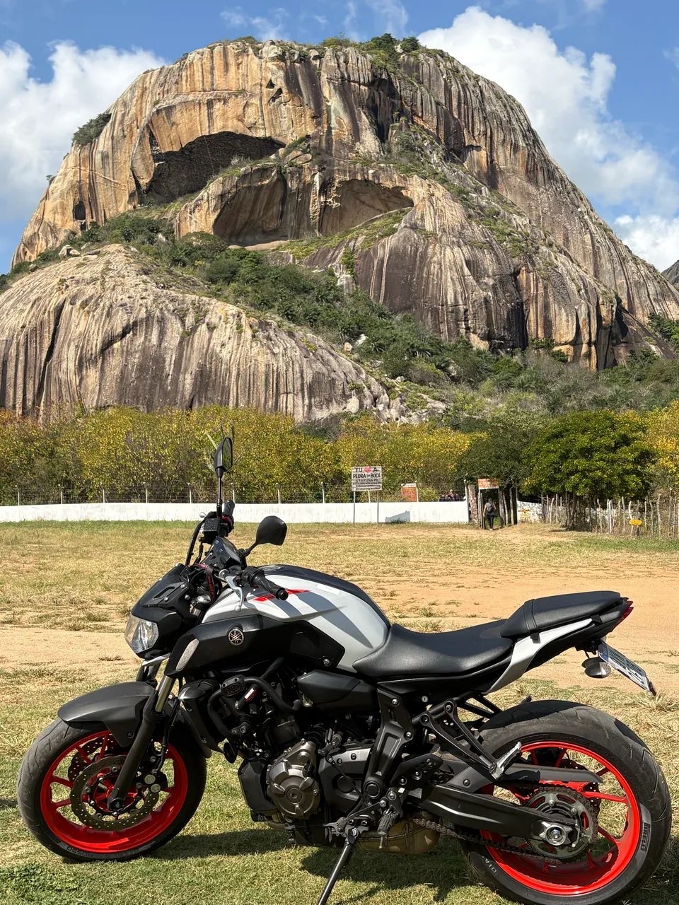 Mt 07 Yamaha  - Foto 4
