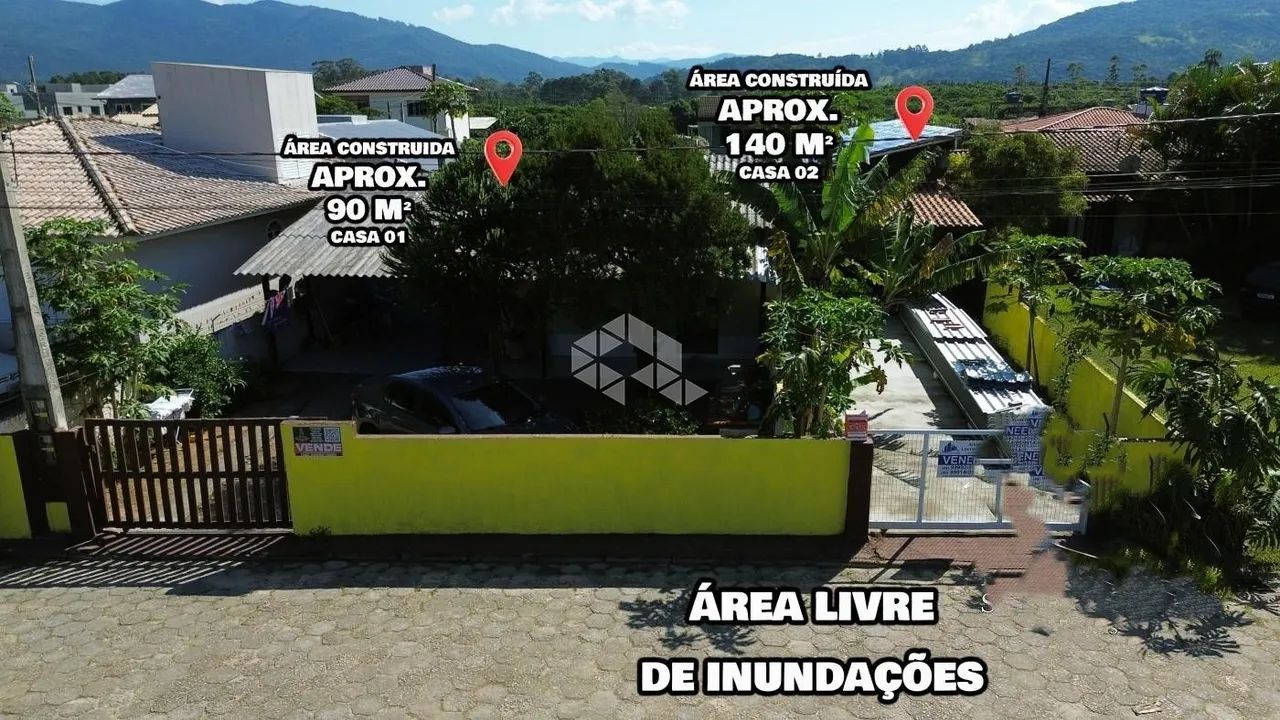 2 Casas, 5 dormitório/quartos em Garopaba - Perto de Tudo e das Praias!