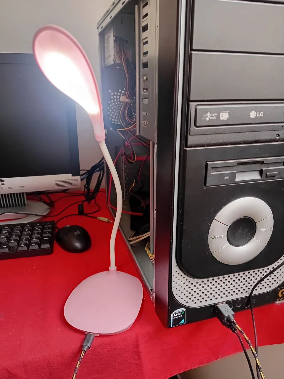 Luminária de led de mesa recarregável por usb - Foto 4