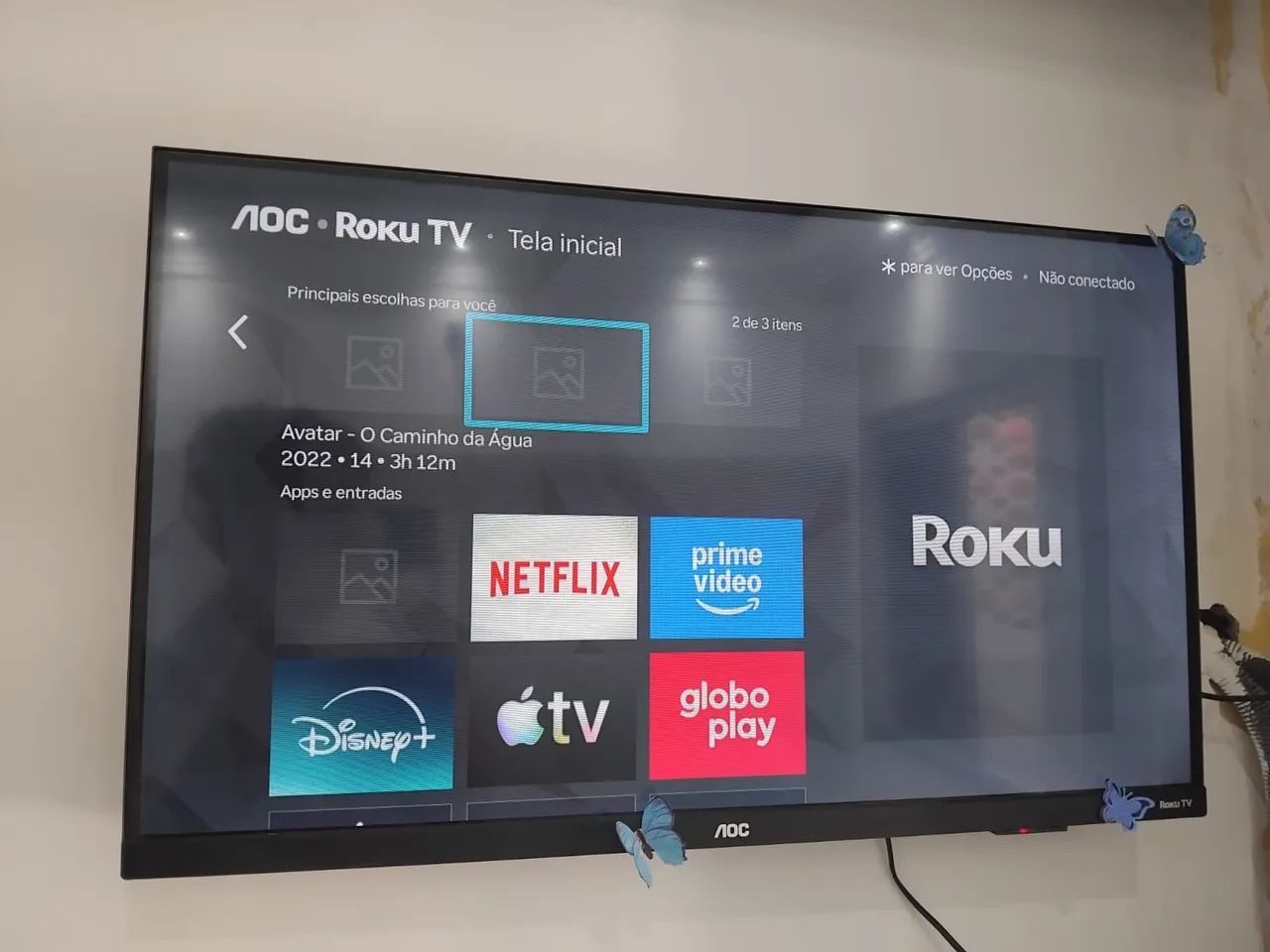 smart TV AOC 50 polegadas, cor preta, tenho os pés, nota fiscal e a caixa 