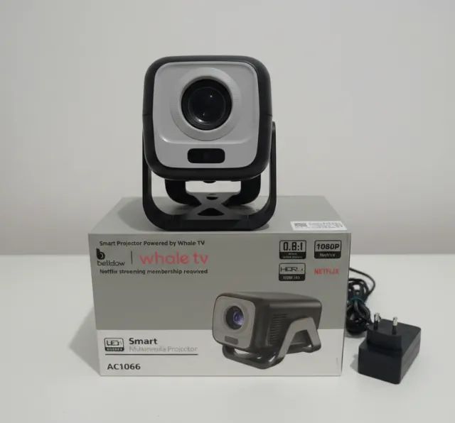 Mini Projetor Bettdow Ac1066