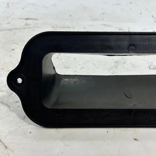 Duto Externo Entrada Ar Chevrolet Onix 2013 A 2019 - Foto 2