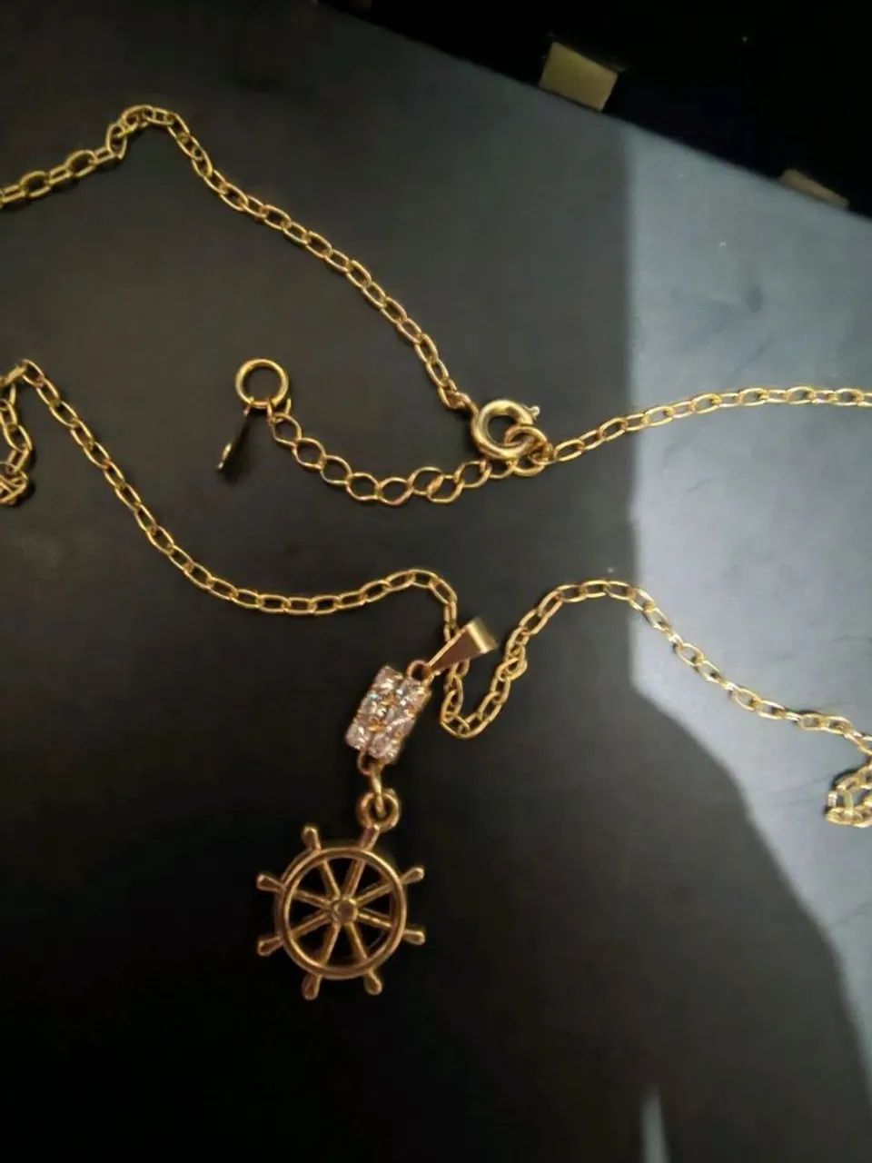 colar morana dourado com pingente