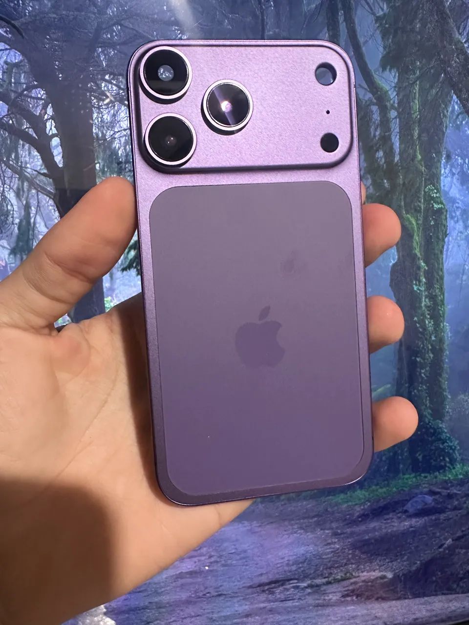 Carcaça iPhone 11 em 17/18PRO - Foto 3
