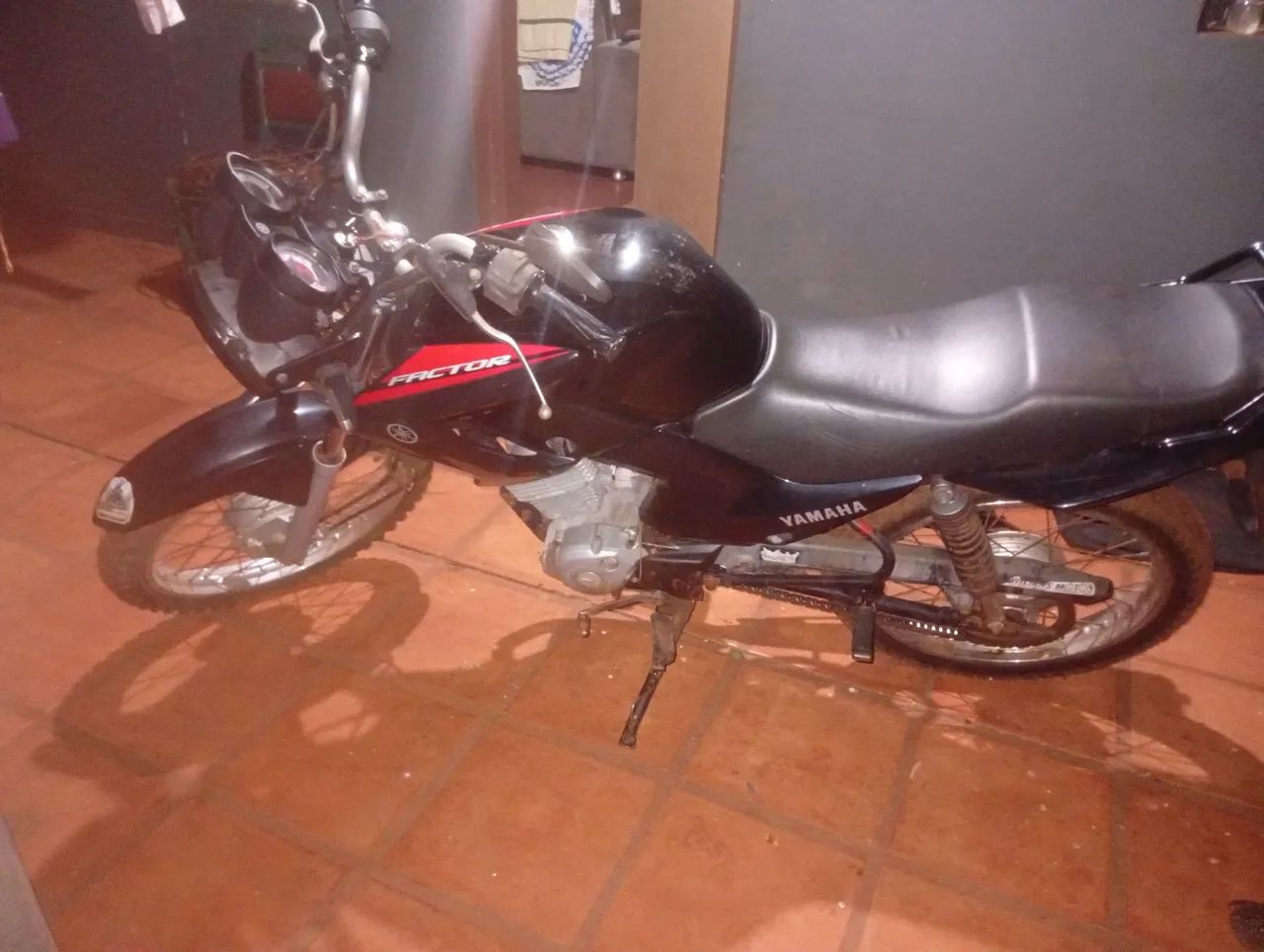 Moto 125 factor  - Foto 4