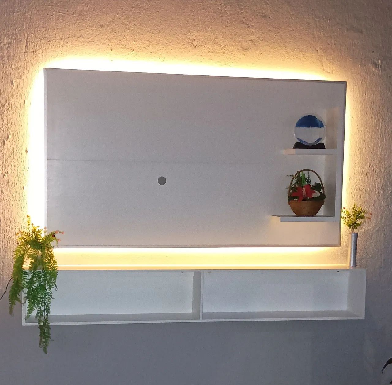 Painel para tv e nicho.