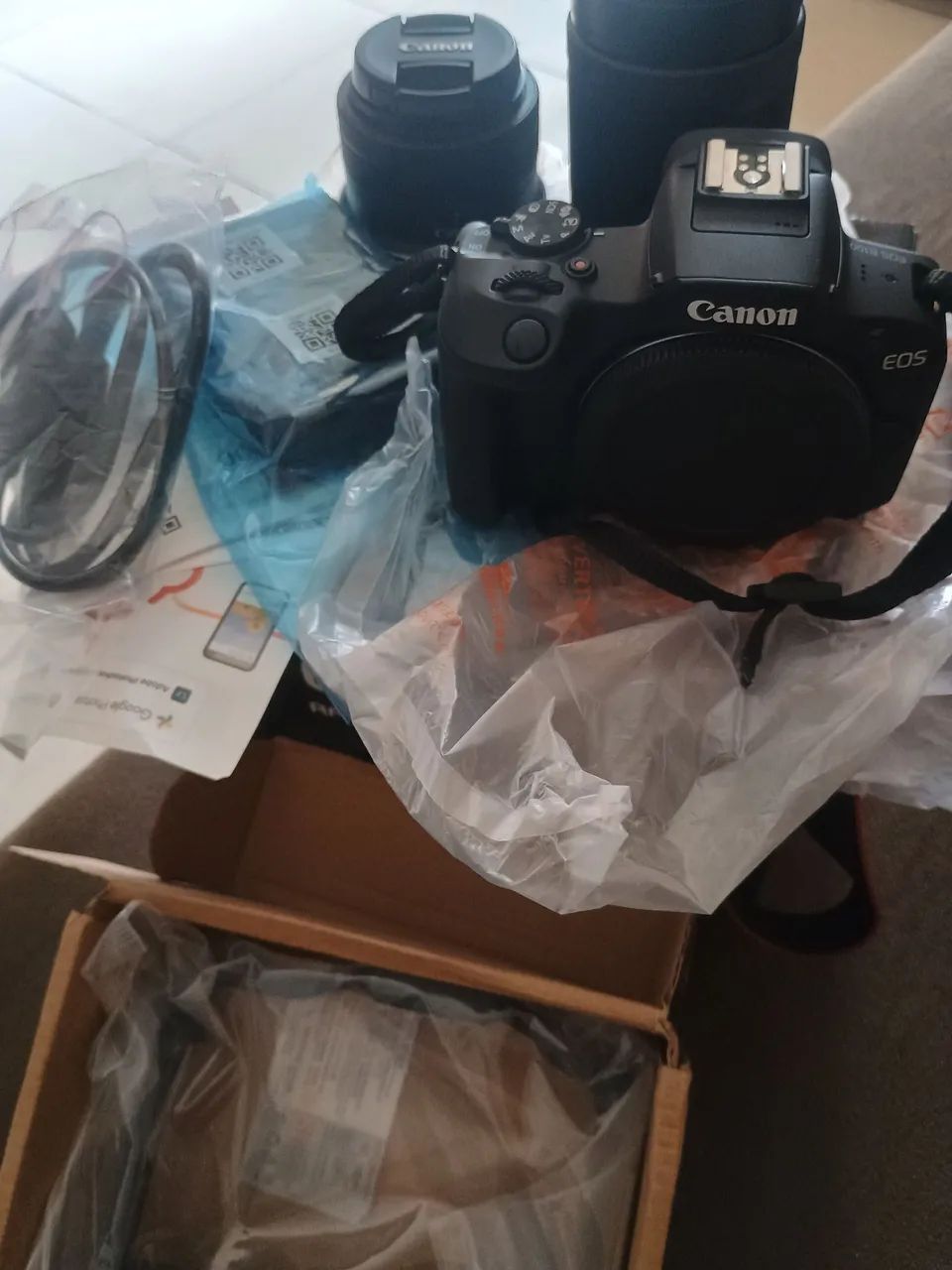 Câmera Canon R100 completa com duas lentes RF  - Foto 4