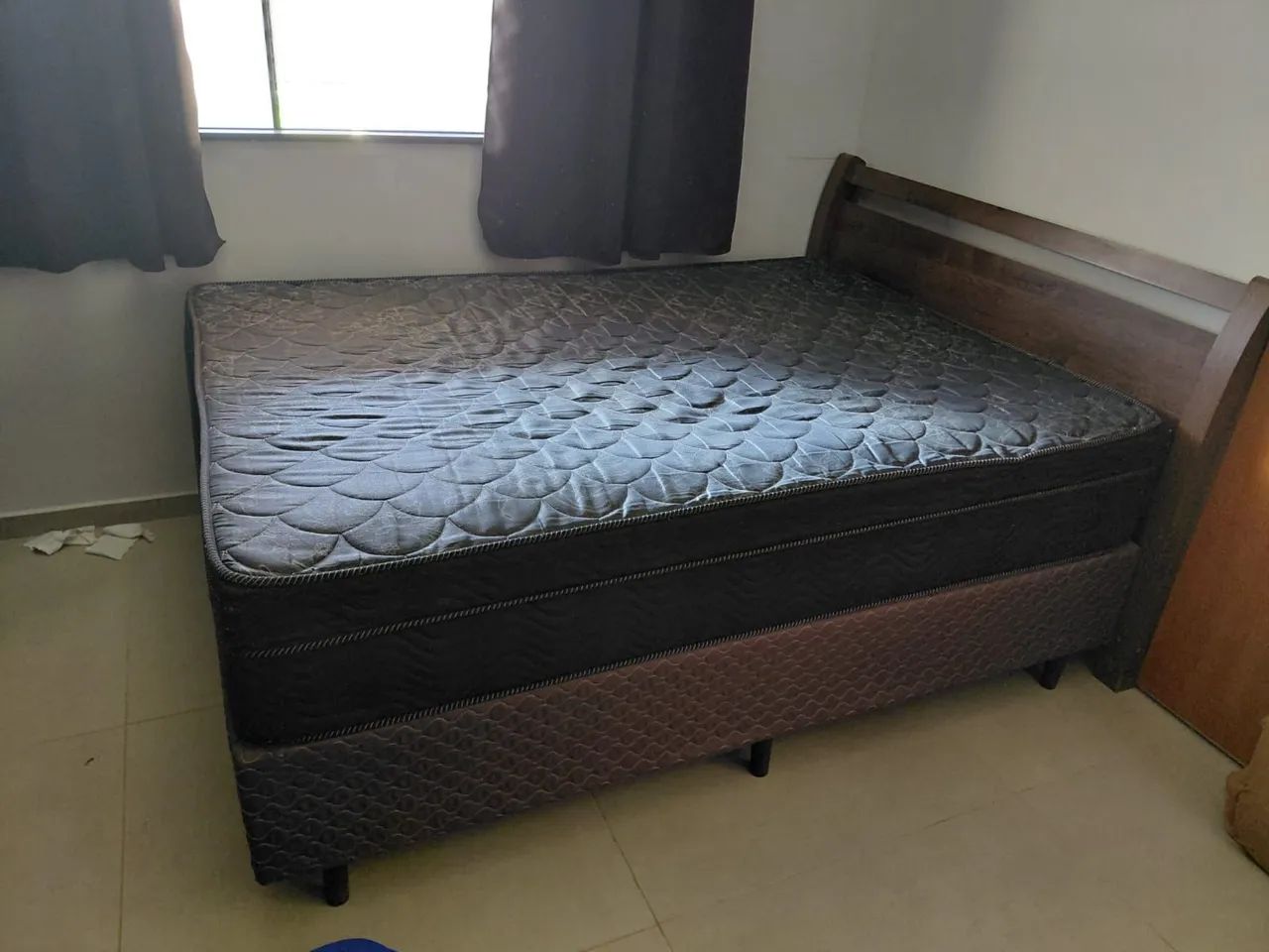 Cama com colchão 