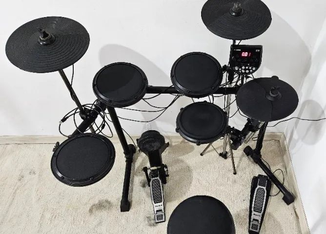 Bateria Eletrônica Alesis DM6 - Foto 2