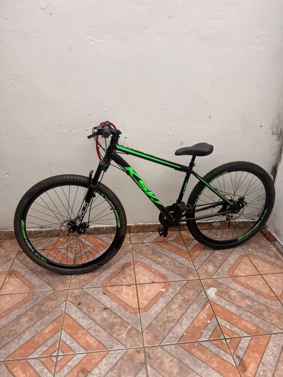 Uma bicicleta semi nov - Foto 2