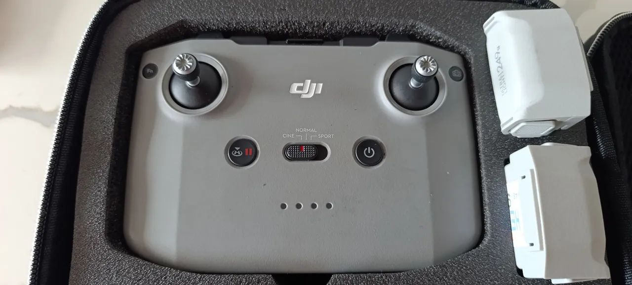 Drone mini 3 Pro DJi com 3 baterias e assessórios  - Foto 3