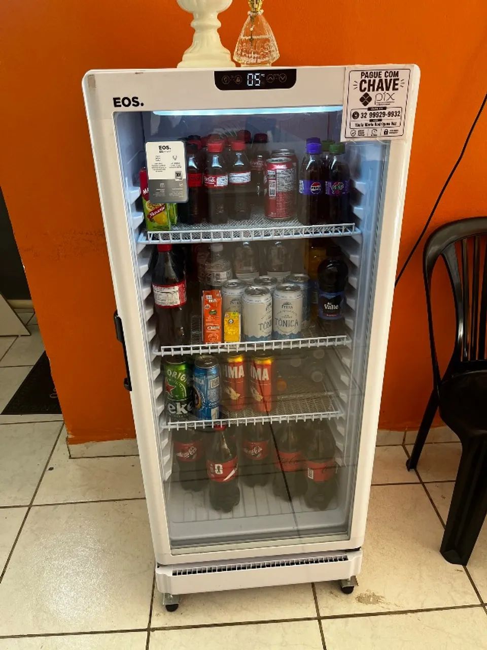 Repositor refrigerado premium EOS 198 L