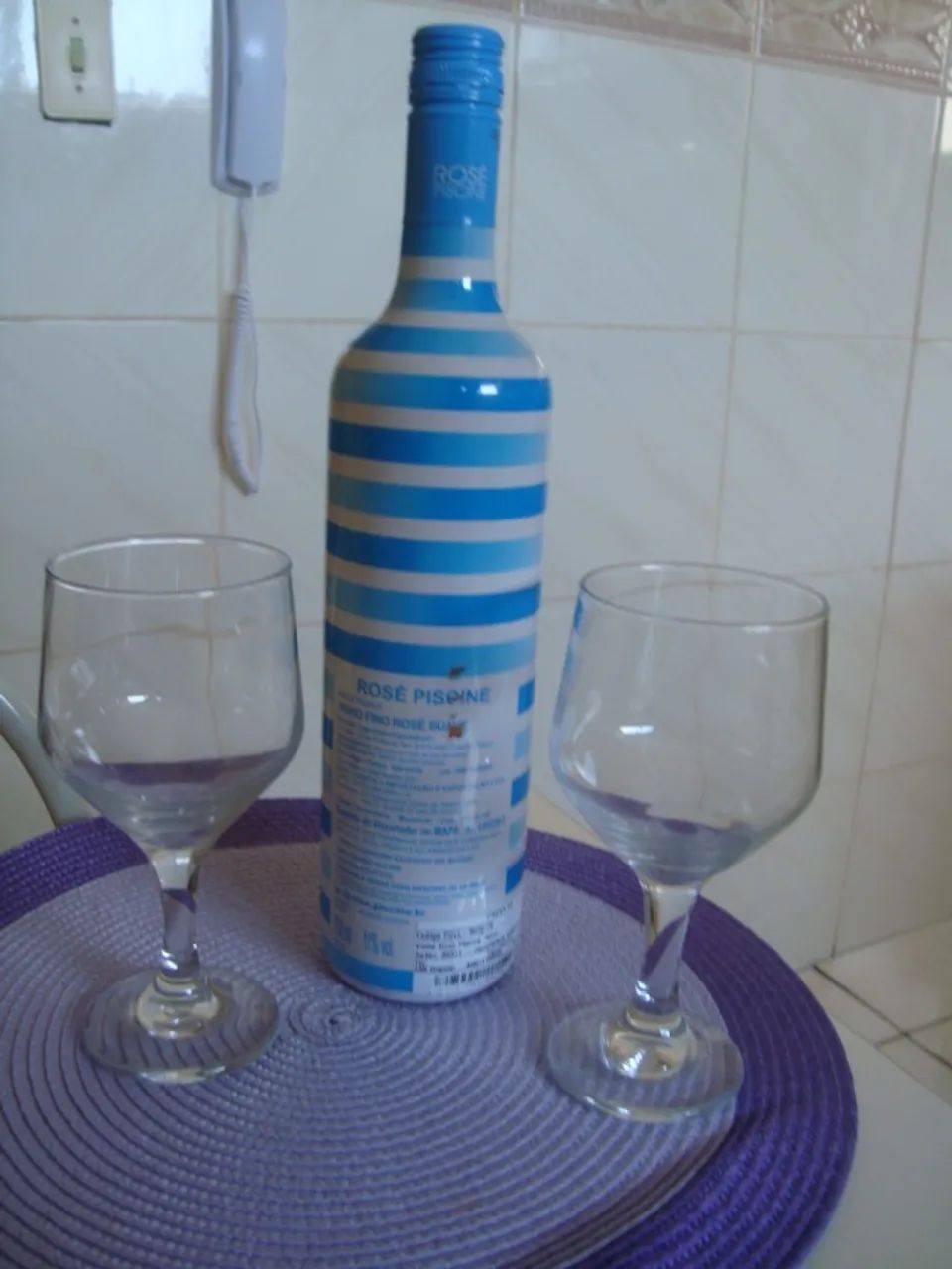 Vinho Rose suave Piscine (francês) - Foto 2