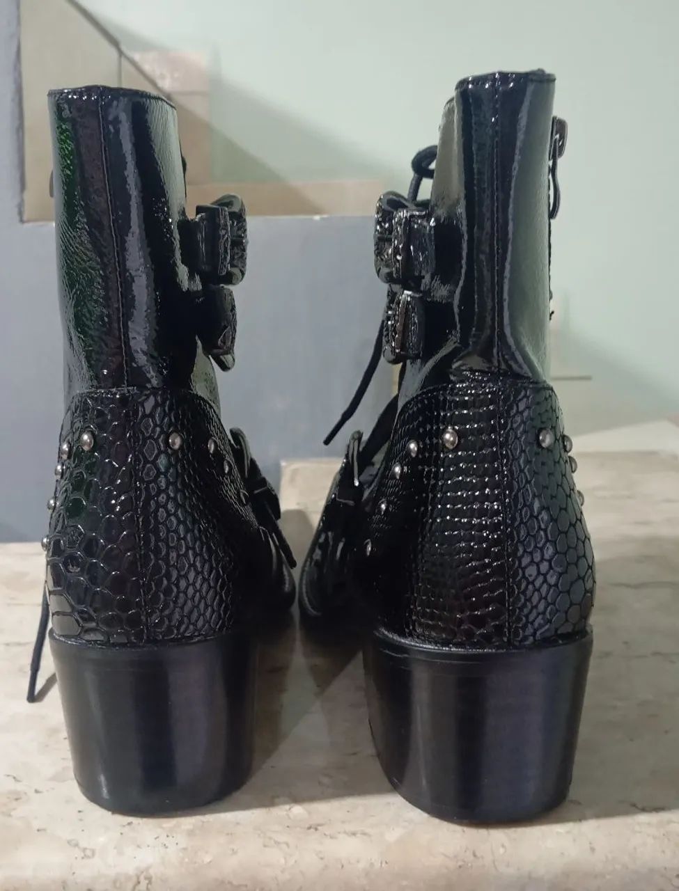 Bota masculina estilo rock/pank - Foto 4