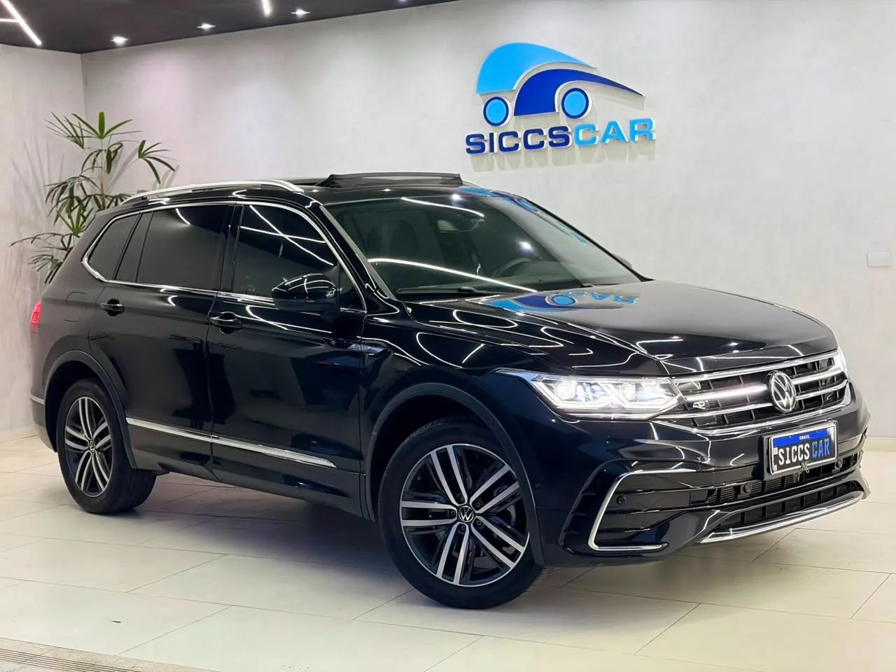 Volkswagen Tiguan Allspac R-line 300 TSI 2.0 2025