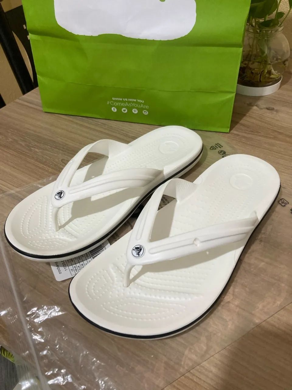 Crocs original nova - Foto 4