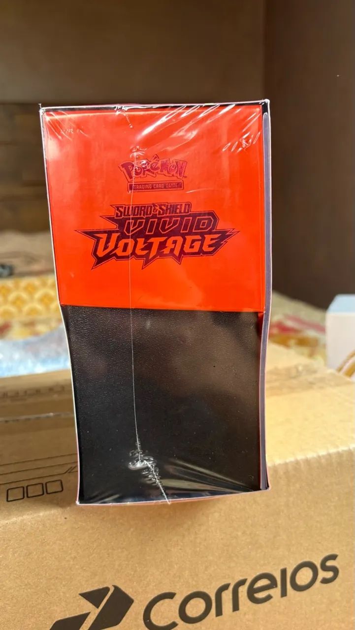 Pokémon Treinador Avançado Vivid Voltage  - Foto 2
