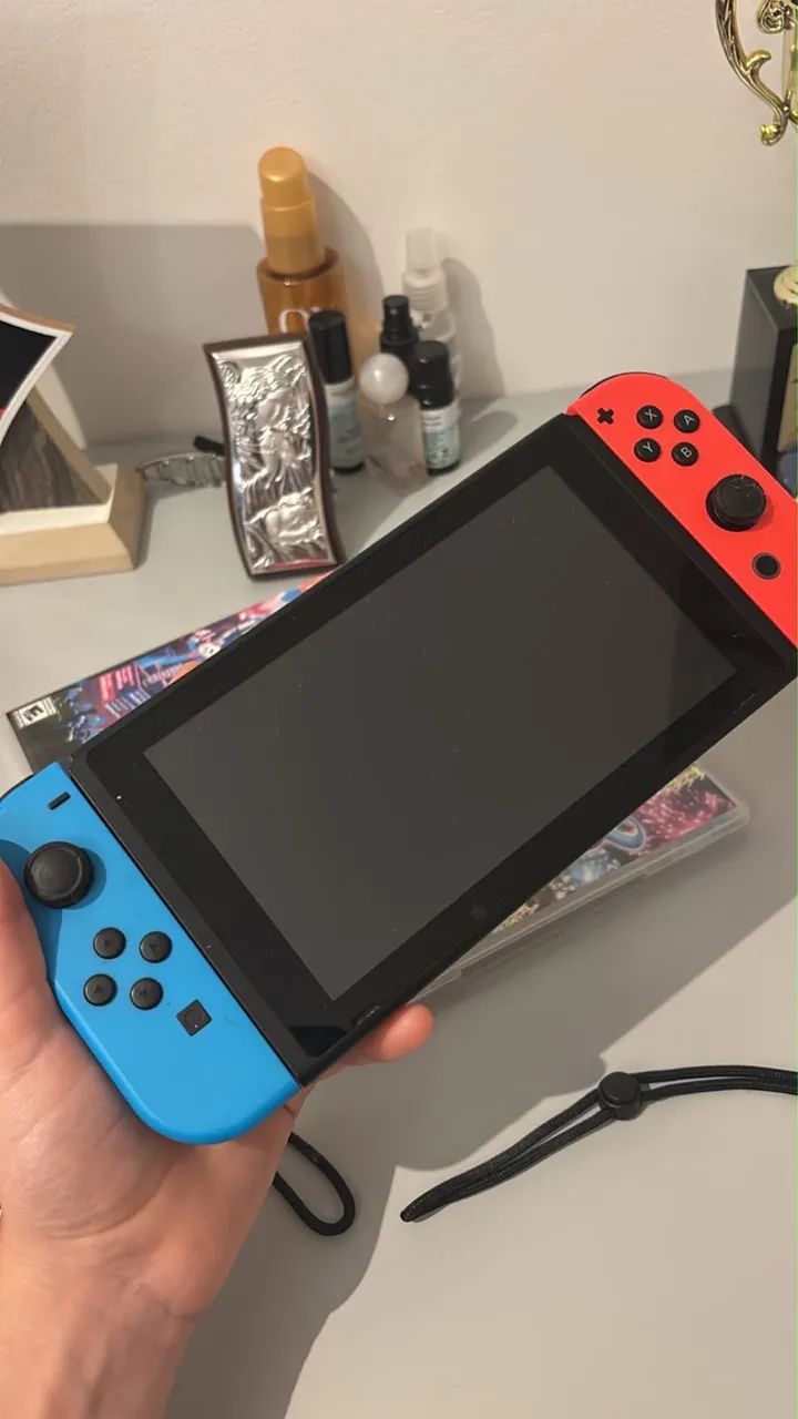 ? Nintendo Switch + + Dock + Acessórios - Excelente estado! - Foto 3