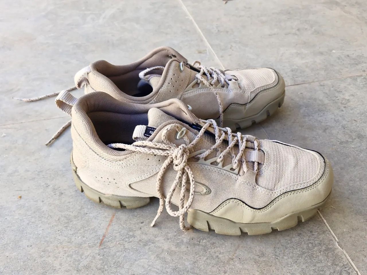 Oakley modoc low 2