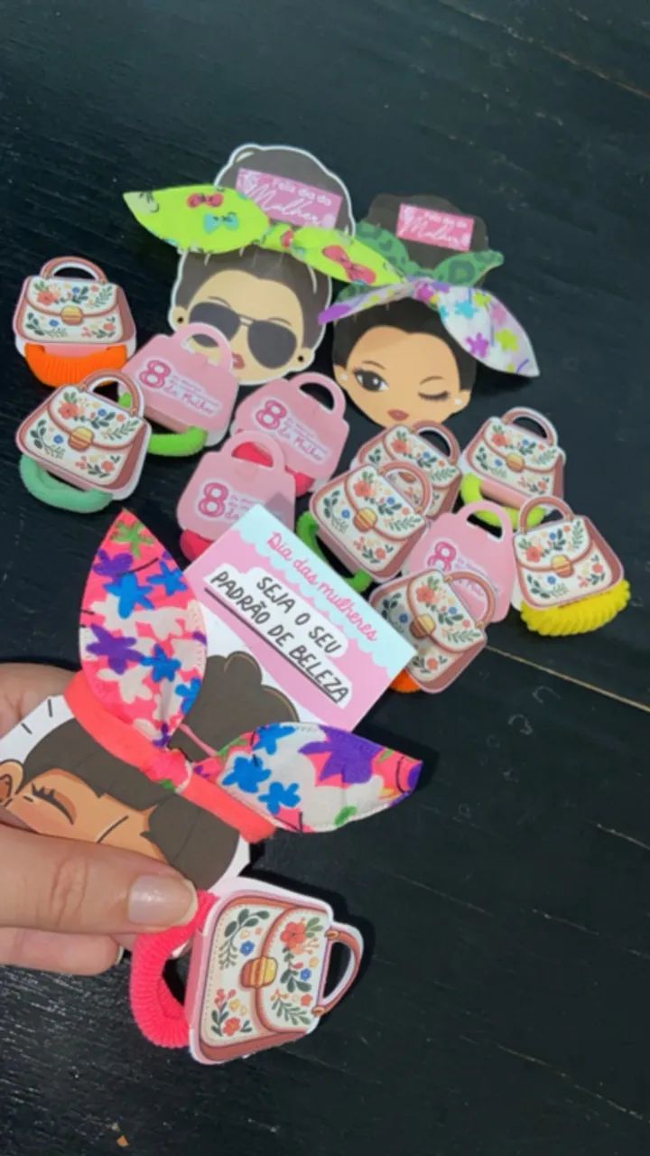 LEMBRANCINHA COM XUXINHA DIA DAS MULHERES 