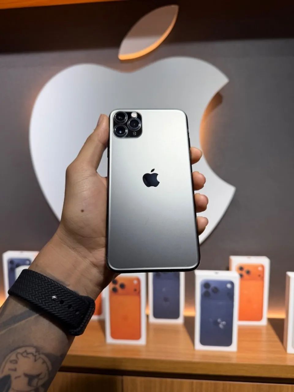 ? iPhone 11 Pro Max 64GB | PRO MAX POR R$ 1.399 - Foto 3
