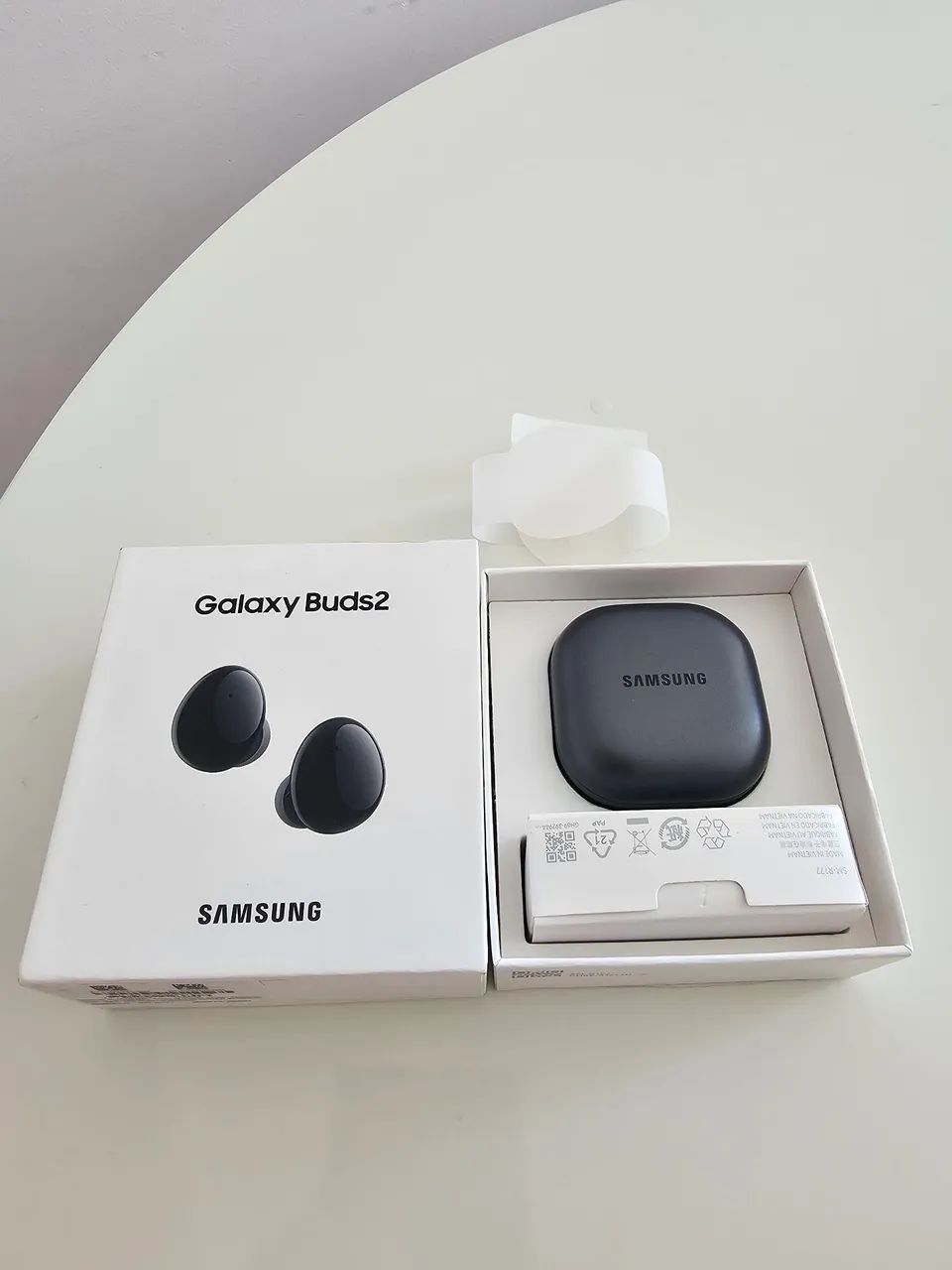 Galaxy Buds 2 Com caixa e acessórios originais (Apenas o lado esquerdo)