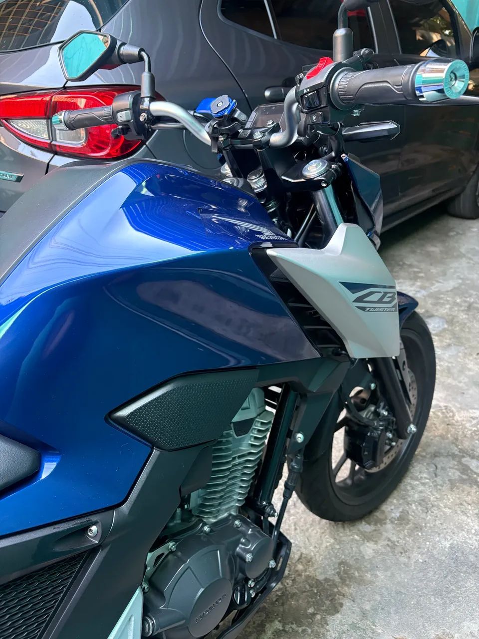 Cb 300f 2025/2026 - Foto 2